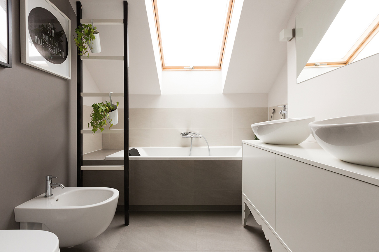 Interiors in the attic - Bathroom