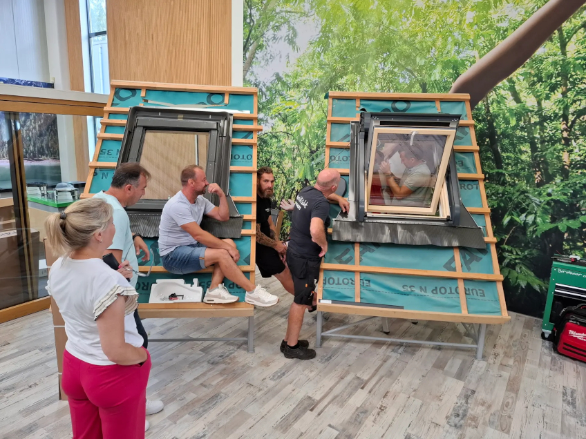 Installation that starts with hands-on practice