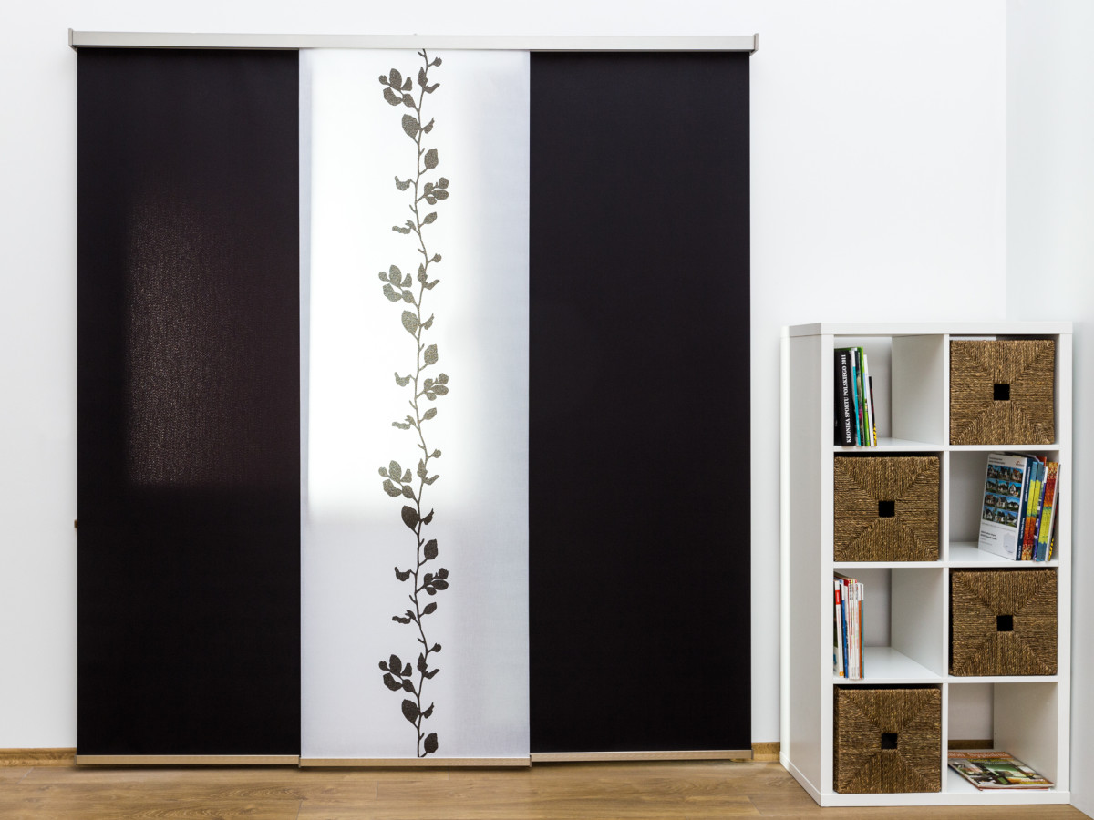 Advantages of internal accessories for vertical windows