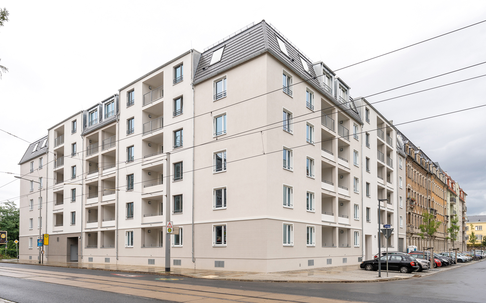 Roof Windows in Multi-Family Housing in Dresden